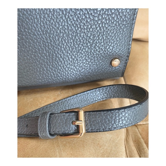 Pebbled leather shoulder bag / crossbody - Picture 5 of 6